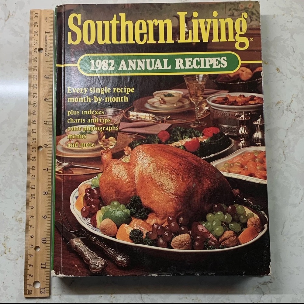 🌷3/$20 1982 Southern Living Annual Recipe Book